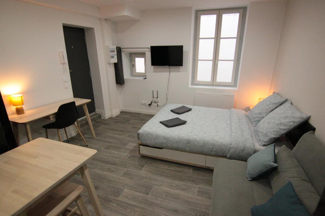 Jolis Appartements Au Coeur De Clermont Ferrand - Proche Jaude - Wifi Et Netflix Bagian luar foto